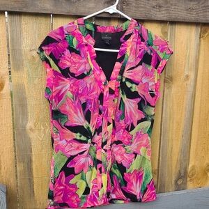 Floral Pink‎ and Green Women's Top